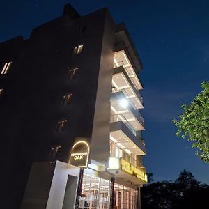 Townhouse Oak Vs Shivanya